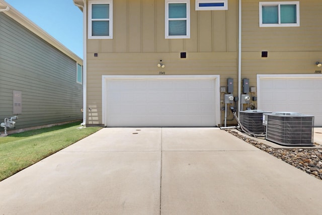 1848 Indigo Ln, Forney, TX 75126 - garage with driveway