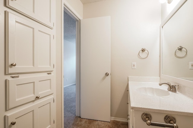 5903 Cameron Dr, Arlington, TX 76017 - bathroom with vanity