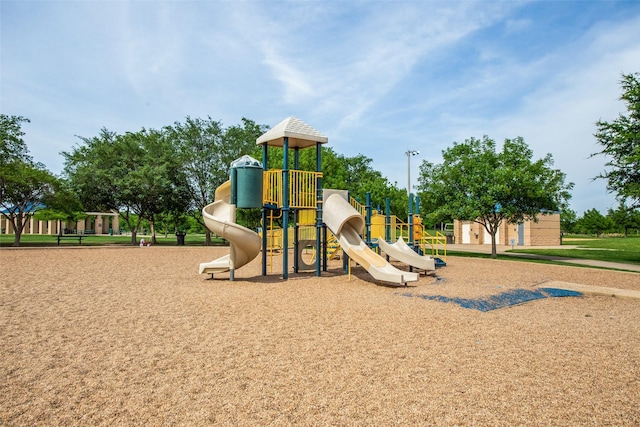 8600 Digby Dr, Plano, TX 75025 - view of community jungle gym