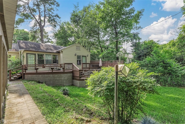3933 Baltimore Ave, Shreveport, LA 71106 - rear view of property featuring a wooden deck