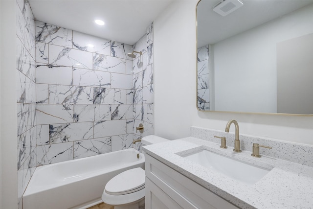 3525 S Elm Dr, Grand Prairie, TX 75052 - full bath featuring vanity, tub / shower combination, and recessed lighting