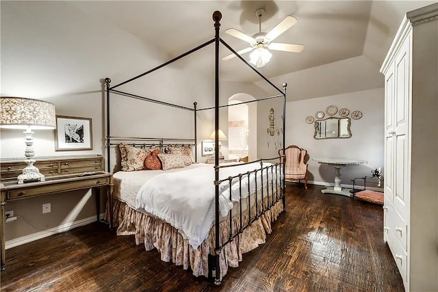 946 Briar Oaks Dr, Rockwall, TX 75087 - bedroom featuring wood-type flooring and lofted ceiling