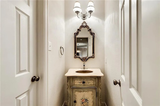 946 Briar Oaks Dr, Rockwall, TX 75087 - half bath featuring vanity