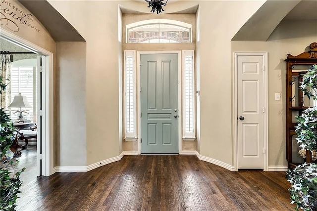 946 Briar Oaks Dr, Rockwall, TX 75087 - foyer with dark wood-type flooring and healthy amount of natural light