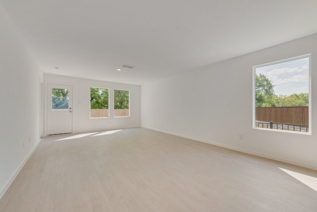 1657 Crested Way, Fort Worth, TX 76140 - unfurnished room with light wood-type flooring and recessed lighting