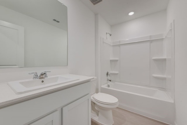 1657 Crested Way, Fort Worth, TX 76140 - full bathroom featuring vanity, shower / tub combination, and wood finished floors
