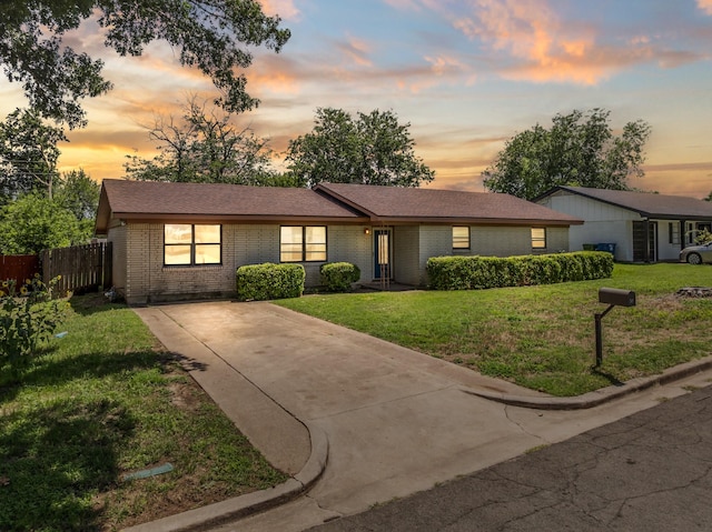 301 Sunset Blvd, Hewitt, TX 76643 - mid-century modern home with brick siding and concrete driveway