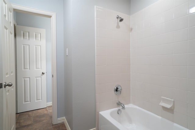 4748 Mcbreyer Pl, Fort Worth, TX 76244 - bathroom featuring washtub / shower combination