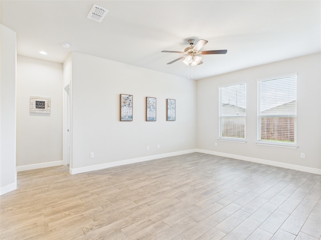 1016 Croxley Way, Fort Worth, TX 76247 - unfurnished room with ceiling fan, light wood-style flooring, and a smoke detector