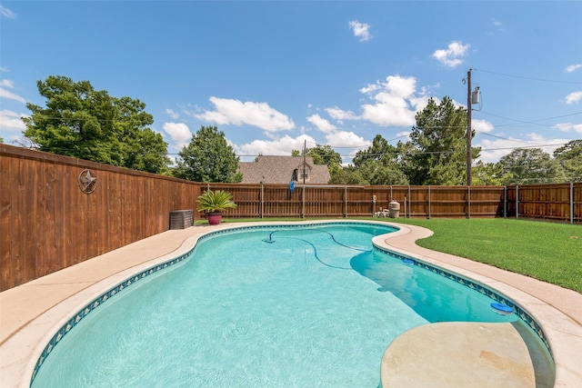 1102 Griffith Ave, Terrell, TX 75160 - view of pool with a fenced backyard