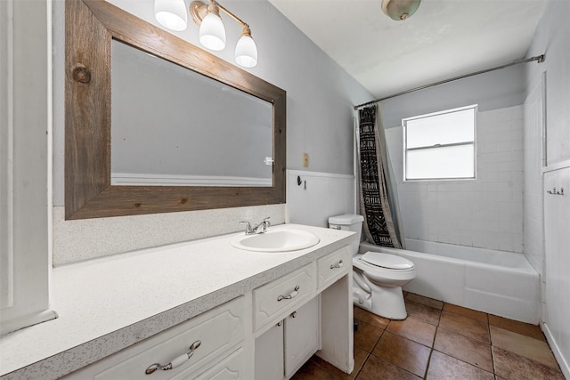 431 Brookwood Dr, Woodway, TX 76712 - bathroom featuring vanity, shower / bath combo with shower curtain, and tile patterned floors
