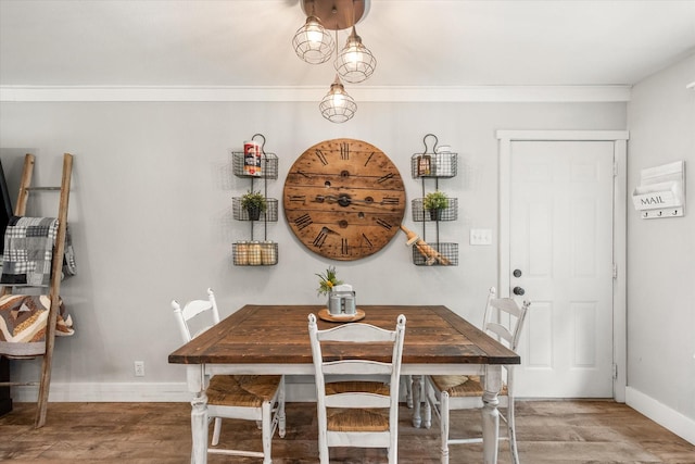 3121 SE County Road 2135, Corsicana, TX 75109 - dining room featuring wood finished floors
