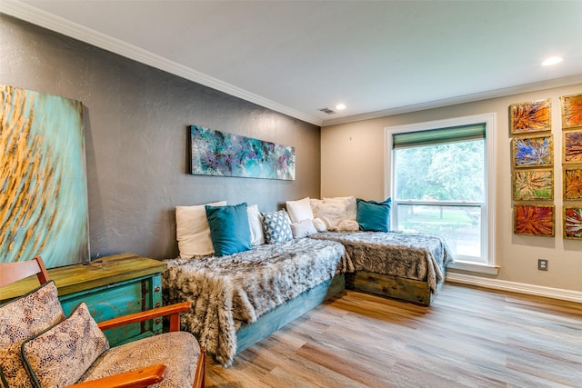 1600 Crockett Cir, Irving, TX 75038 - bedroom featuring ornamental molding, wood finished floors, and recessed lighting