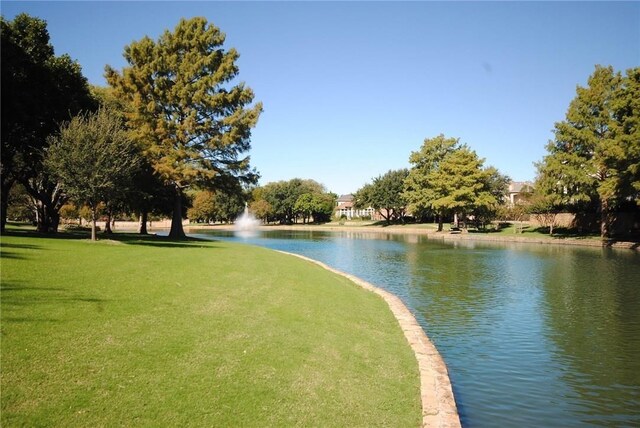 3928 Dove Creek Ln, Plano, TX 75093 - view of community with a water view and a lawn