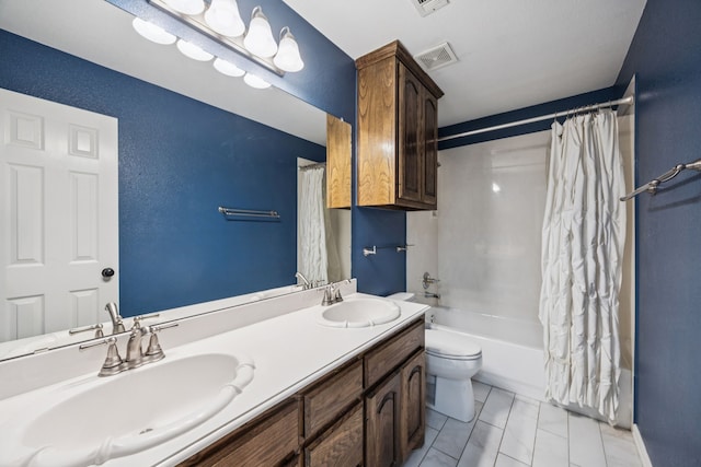 700 Lake Vista Ln, Lavon, TX 75166 - spare room with dark wood-style flooring, lofted ceiling, and a ceiling fan