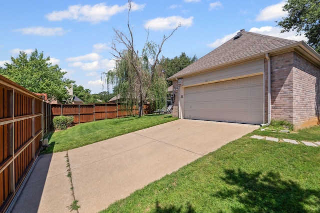 1617 Shadywood Ln, Flower Mound, TX 75028 - garage with concrete driveway