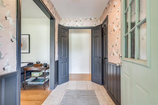 2528 Royal Ln, Denton, TX 76209 - foyer featuring light tile patterned floors