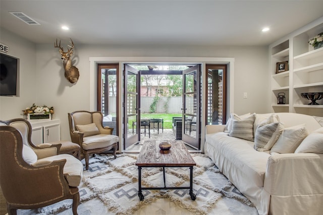 6110 Del Norte Ln, Dallas, TX 75225 - living area featuring recessed lighting