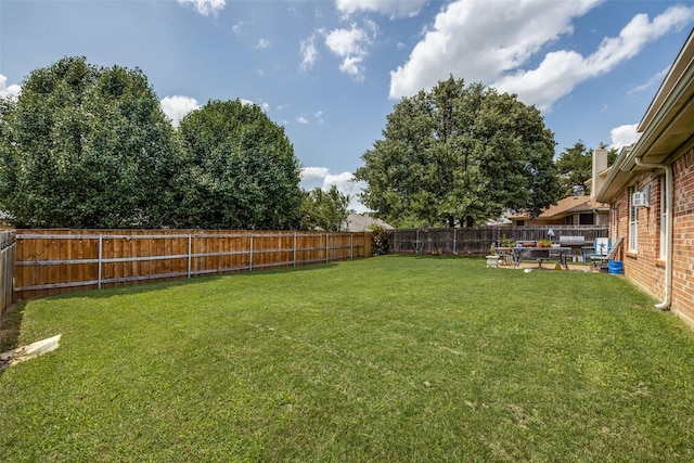 701 Parkhill Dr, Mansfield, TX 76063 - view of fenced backyard