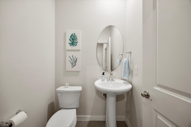 5223 Amistad Ave, Royse City, TX 75189 - bathroom with toilet and baseboards