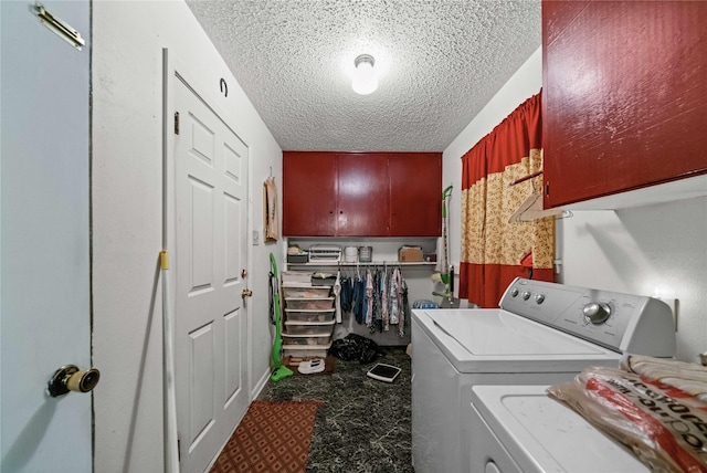 6753 Murphy St, Murchison, TX 75778 - washroom with washing machine and clothes dryer, a textured ceiling, and cabinet space
