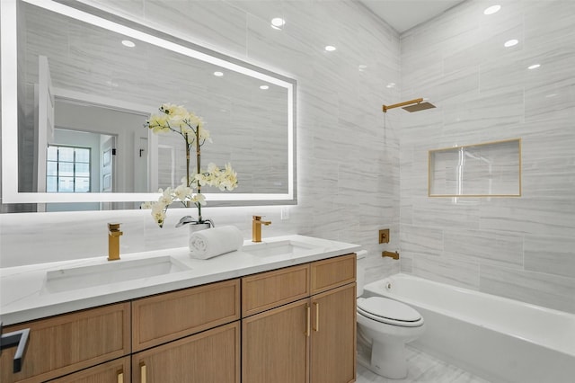 2910 Brigham Ln, Dallas, TX 75215 - full bath featuring double vanity, washtub / shower combination, and tile walls