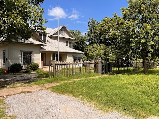 1612 Lagonda Ave, Fort Worth, TX 76164 - view of home's exterior featuring a garage