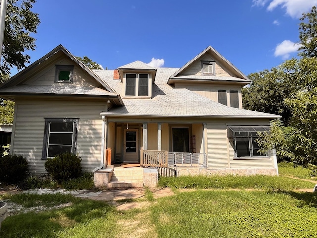 1612 Lagonda Ave, Fort Worth, TX 76164 - view of front of property with a porch and a shingled roof