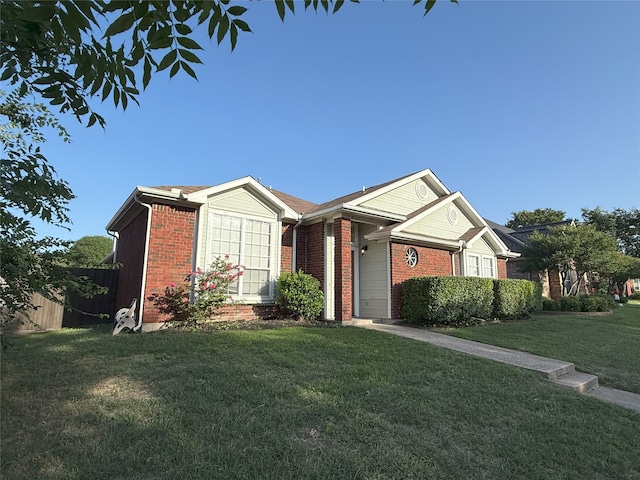 8525 Clearcreek Cir, Frisco, TX 75034 - ranch-style home with brick siding