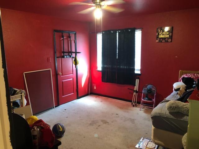 2542 Dove Crossing Dr, New Braunfels, TX 78130 - carpeted bedroom with ceiling fan