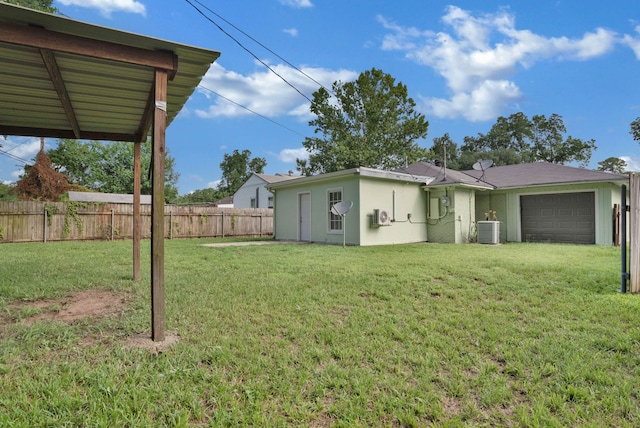 315 Ratcliff, Shreveport, LA 71104 - view of yard with a garage
