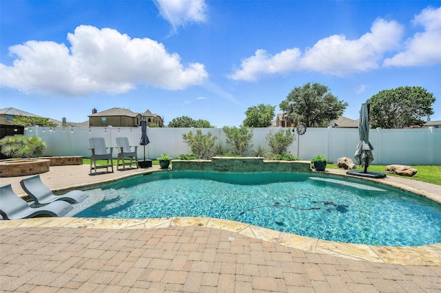 6513 Deer Horn Dr, Fort Worth, TX 76179 - view of swimming pool featuring a fenced backyard and a patio area