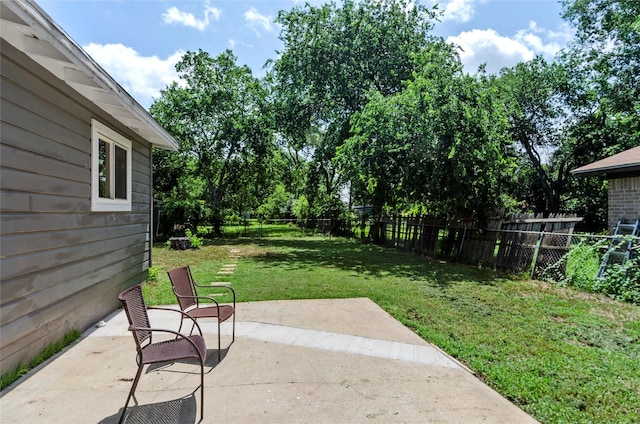 3137 Tex Blvd, Fort Worth, TX 76116 - fenced backyard featuring a patio area