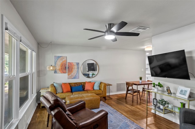3137 Tex Blvd, Fort Worth, TX 76116 - living area featuring wood finished floors and ceiling fan