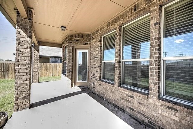 9207 Lake Pointe Dr, Temple, TX 76502 - view of porch
