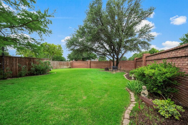 901 Brown Trl, Coppell, TX 75019 - view of fenced backyard