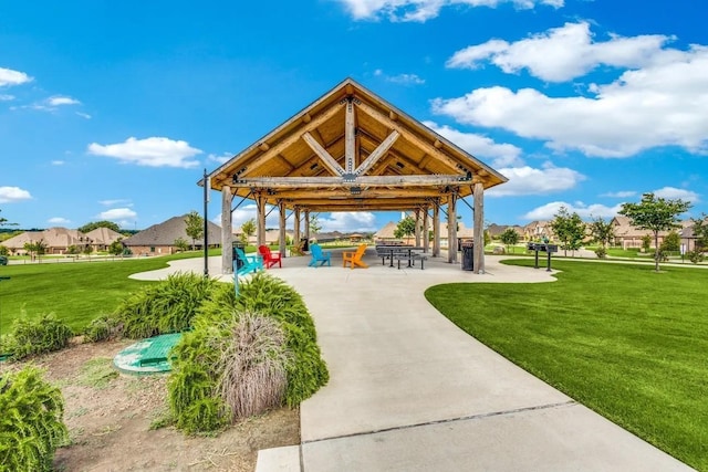 3323 Royal Ridge Dr, Rockwall, TX 75087 - view of community featuring a gazebo and a yard