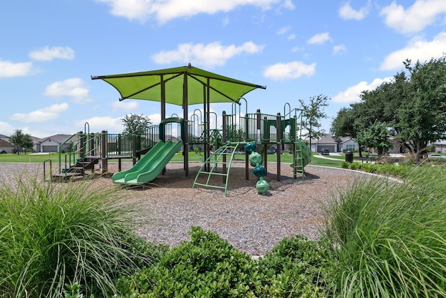 724 Cromane Rd, Fort Worth, TX 76052 - view of communal playground