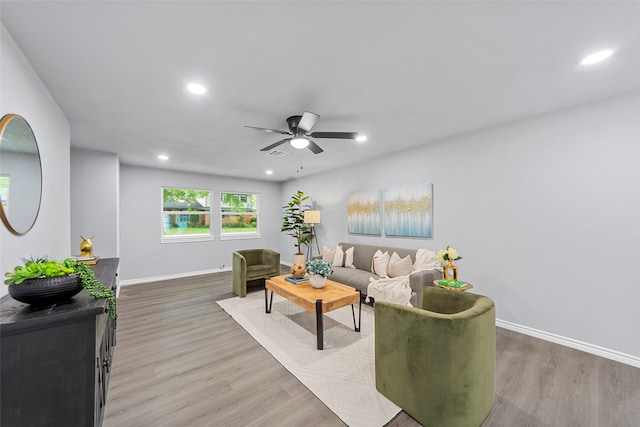 2473 W Five Mile Pkwy, Dallas, TX 75233 - living room with a ceiling fan, recessed lighting, and light wood finished floors