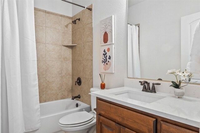 2542 Morgan Ln, Trophy Club, TX 76262 - full bath featuring vanity and shower / tub combo with curtain