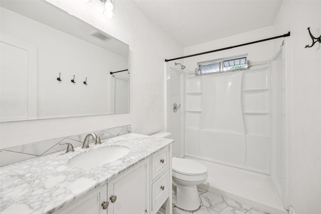 2529 W 12th St, Dallas, TX 75211 - bathroom with vanity and marble finish floors