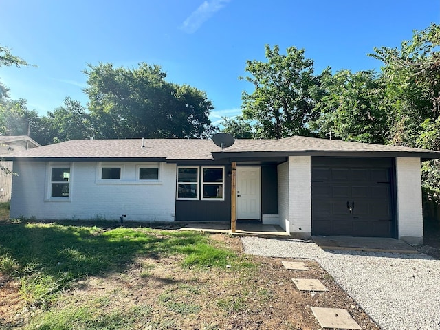 2710 Roberts Cir, Arlington, TX 76010 - single story home featuring brick siding and a garage