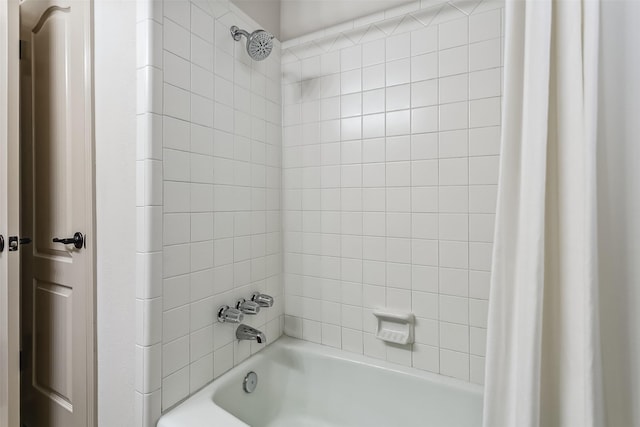 2526 Axminster Dr, Grand Prairie, TX 75050 - bathroom with shower / bath combo