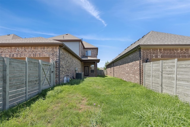 905 Plaza Ln, Argyle, TX 76226 - view of fenced backyard