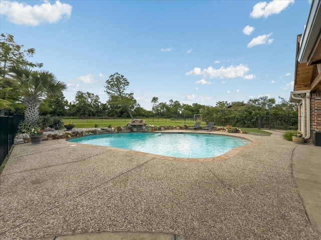10353 W Dublin Dr, Forney, TX 75126 - view of pool featuring a patio area