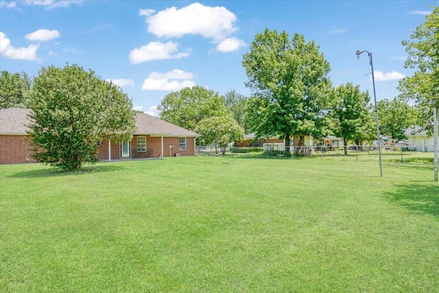 900 Amy Way, Bonham, TX 75418 - view of yard