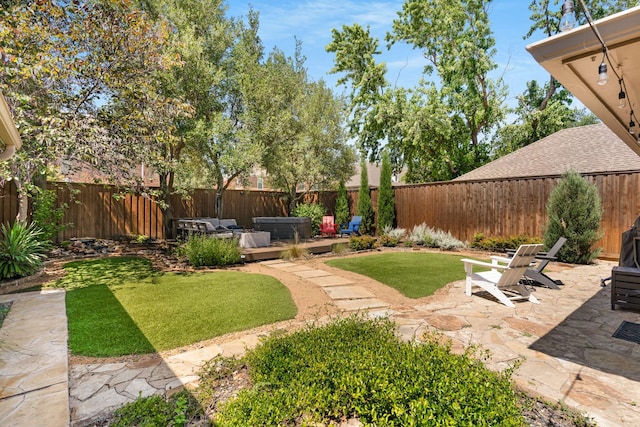 6207 Crested Butte Dr, Dallas, TX 75252 - fenced backyard with a patio area and outdoor lounge area