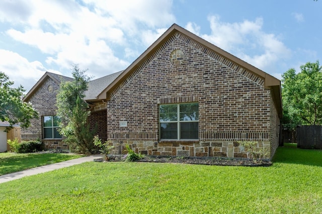 924 Via Barcelona, Mesquite, TX 75150 - view of front facade featuring brick siding