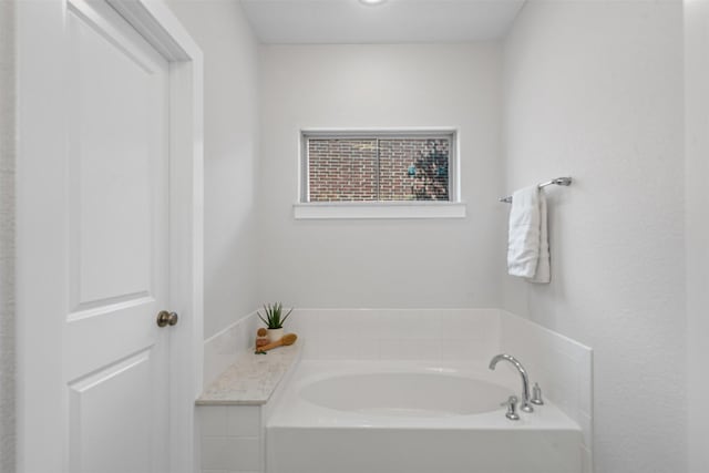 2905 Merrimac St, Fort Worth, TX 76107 - bathroom with a garden tub
