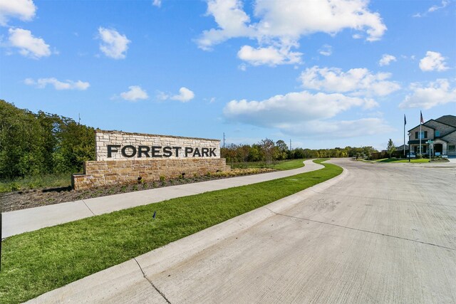 408 Wydown Dr, Princeton, TX 75407 - community / neighborhood sign featuring a lawn